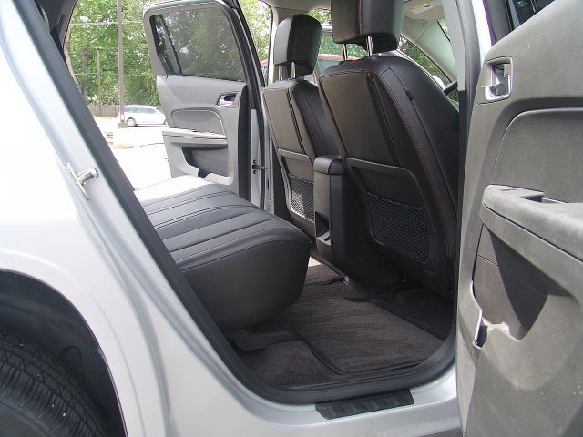 GMC Terrain 2011 photo 6