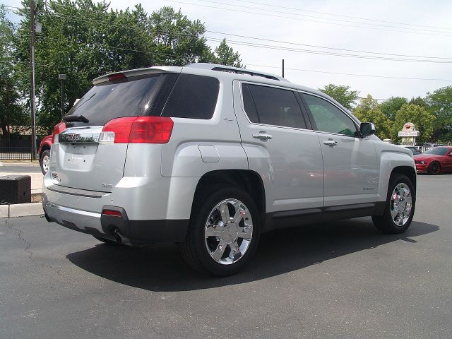 GMC Terrain 2011 photo 8