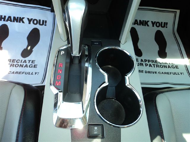 GMC Terrain 2011 photo 2