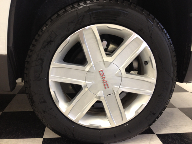 GMC Terrain 2011 photo 2