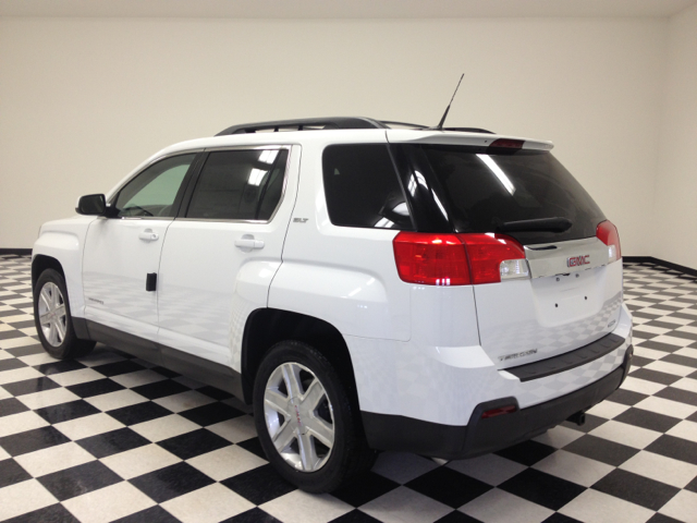 GMC Terrain 2011 photo 8