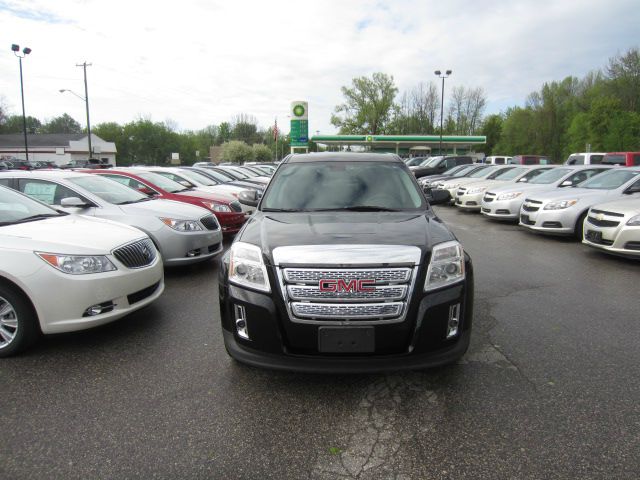 GMC Terrain 2011 photo 1