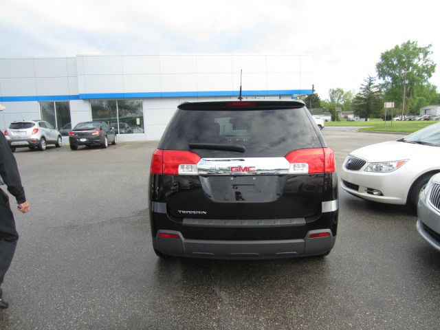GMC Terrain 2011 photo 12