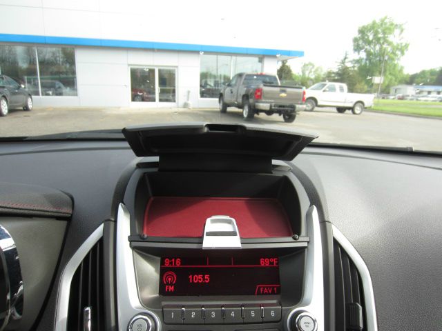 GMC Terrain 2011 photo 24