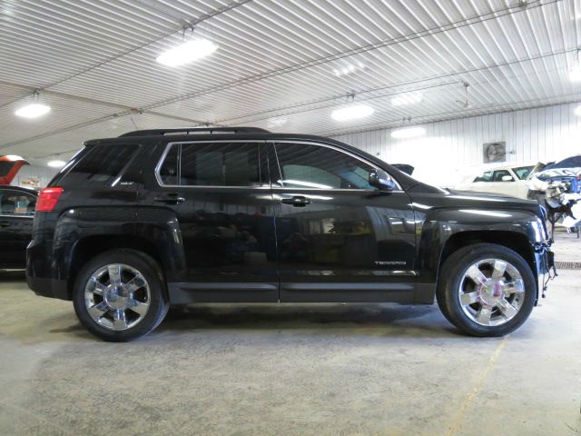 GMC Terrain 2011 photo 1