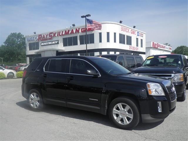 GMC Terrain 2011 photo 2