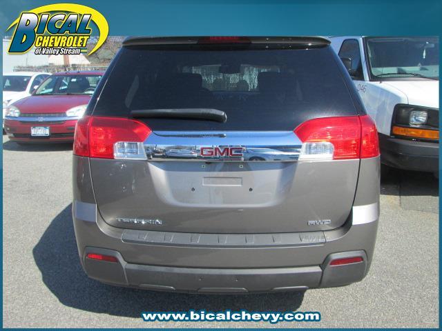GMC Terrain 2011 photo 3
