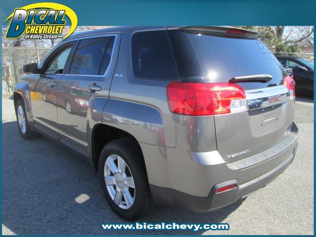 GMC Terrain 2011 photo 4