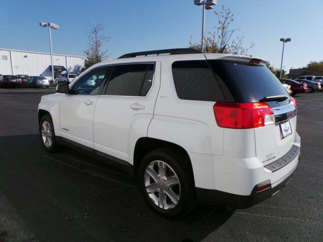 GMC Terrain 2011 photo 2