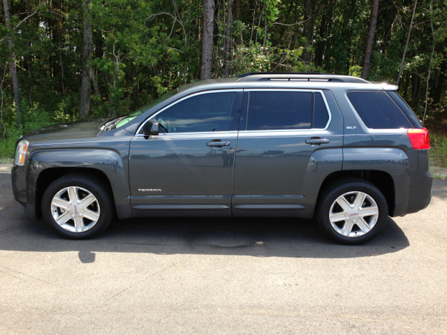 GMC Terrain 2011 photo 2