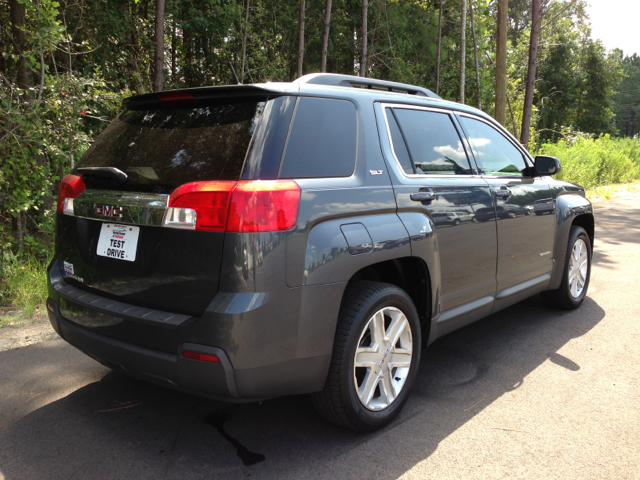GMC Terrain 2011 photo 3