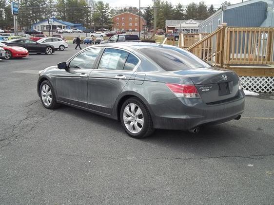 GMC Terrain 2011 photo 17