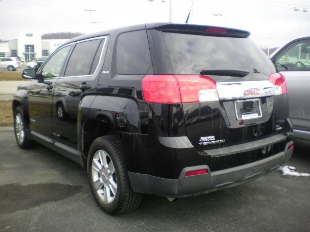 GMC Terrain 2012 photo 2