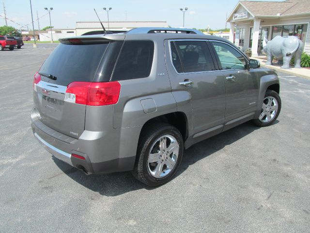 GMC Terrain 2012 photo 32