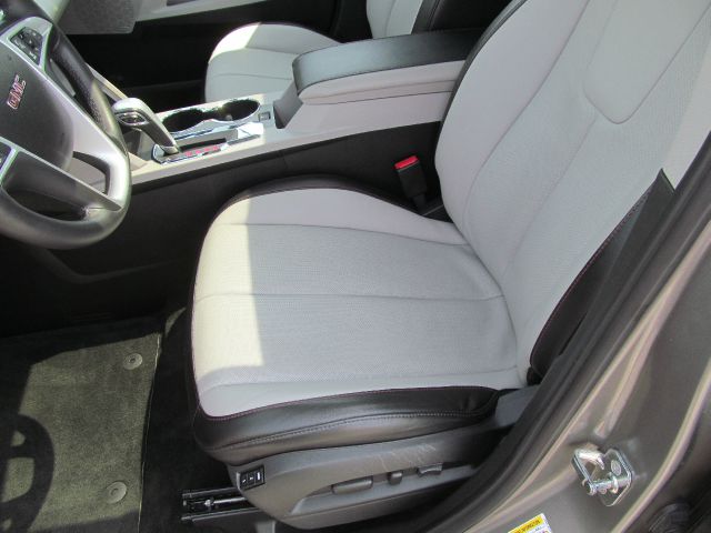 GMC Terrain 2012 photo 39