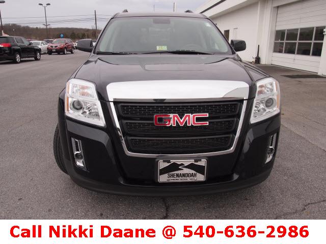 GMC Terrain 2012 photo 2
