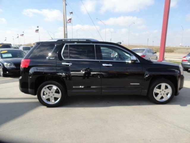 GMC Terrain 2012 photo 1