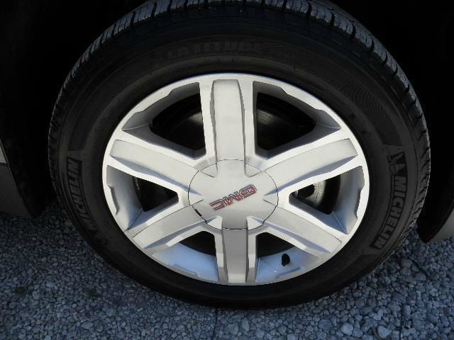 GMC Terrain 2012 photo 14