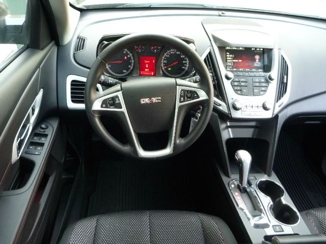 GMC Terrain 2012 photo 12