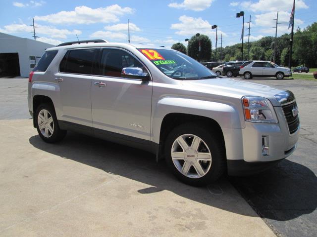GMC Terrain 2012 photo 2