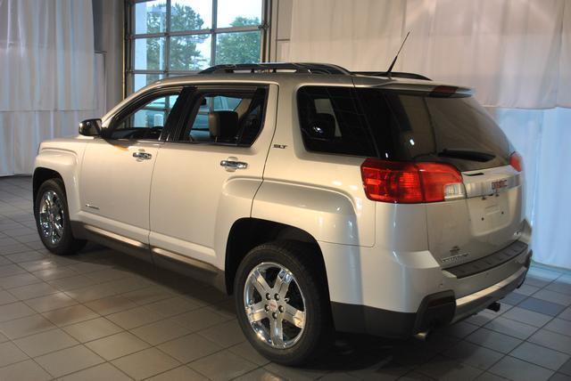 GMC Terrain 2012 photo 2