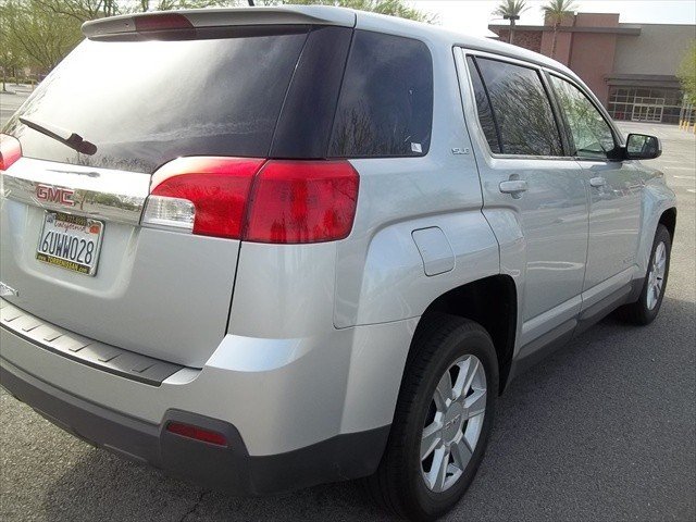 GMC Terrain 2012 photo 2