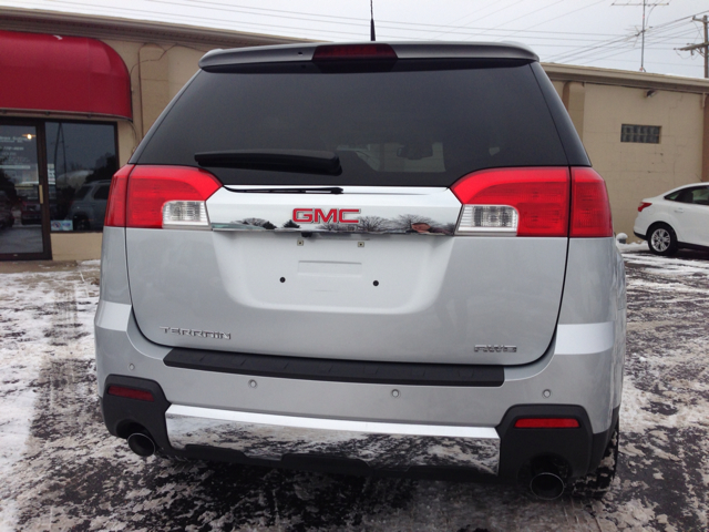 GMC Terrain 2012 photo 1