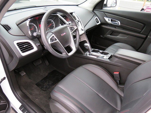 GMC Terrain 2012 photo 2