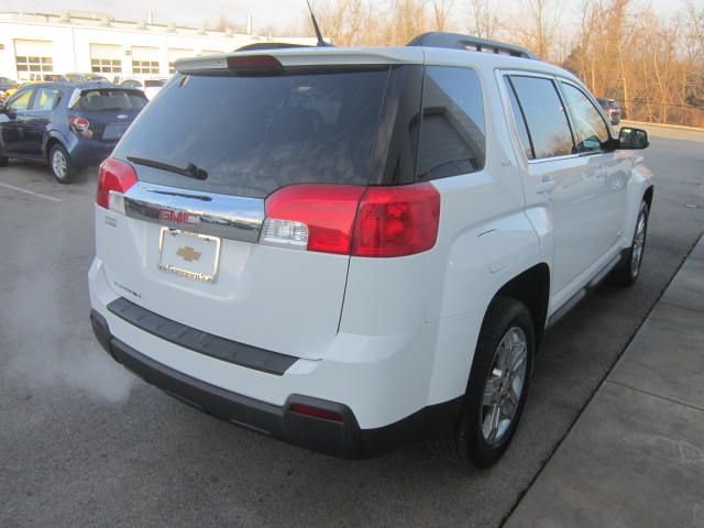 GMC Terrain 2012 photo 2