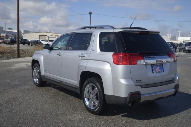 GMC Terrain 2012 photo 2