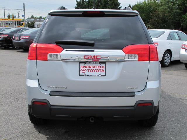 GMC Terrain 2012 photo 2