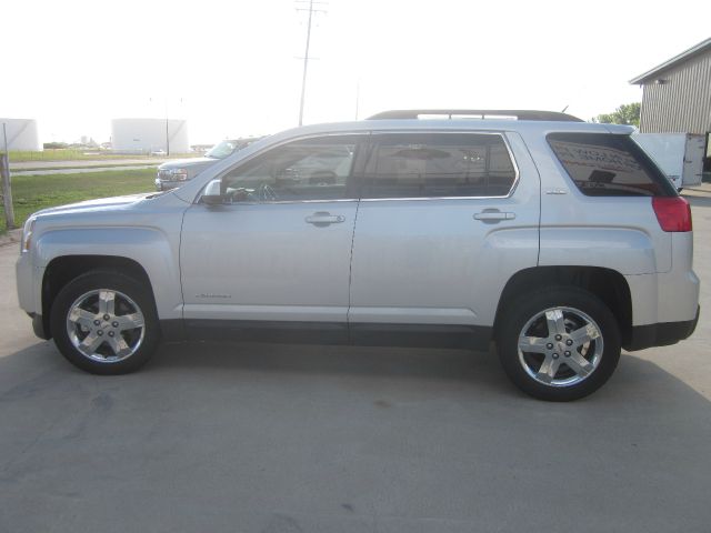 GMC Terrain 2012 photo 1