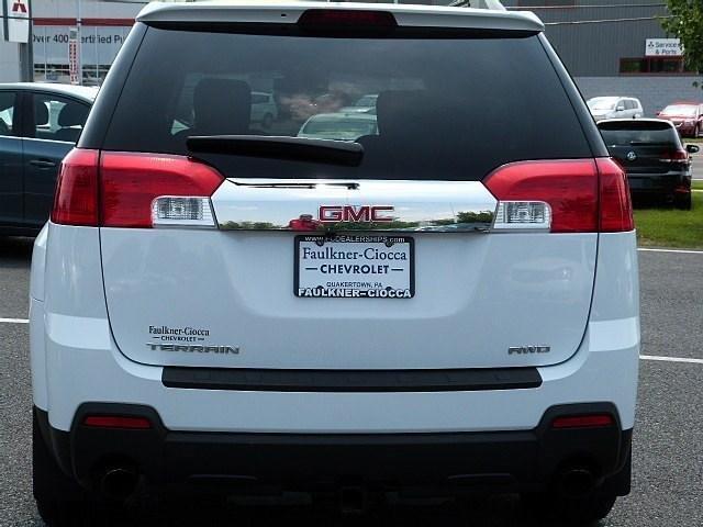 GMC Terrain 2012 photo 24