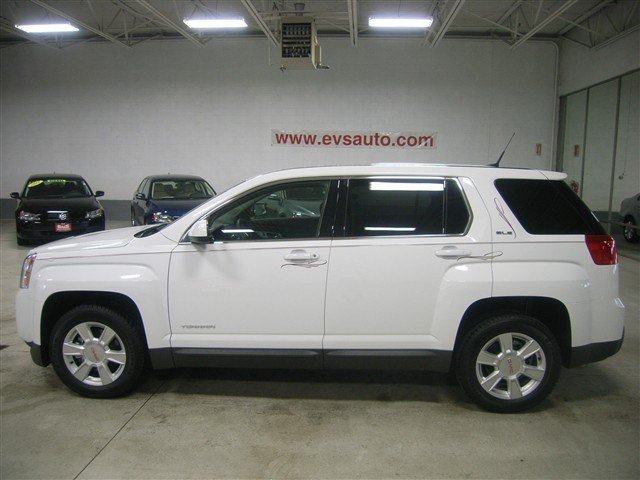 GMC Terrain 2012 photo 2