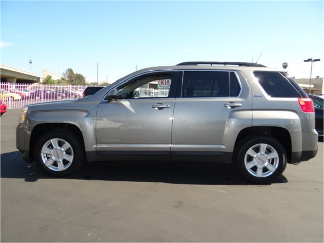 GMC Terrain 2012 photo 2