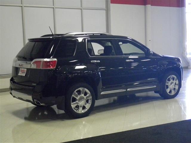 GMC Terrain 2013 photo 2