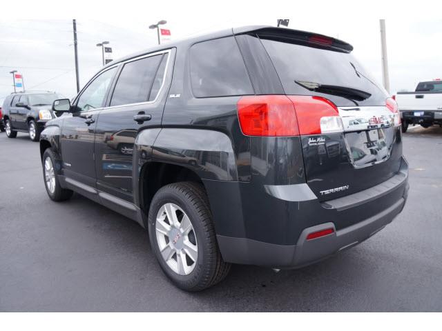GMC Terrain 2013 photo 2