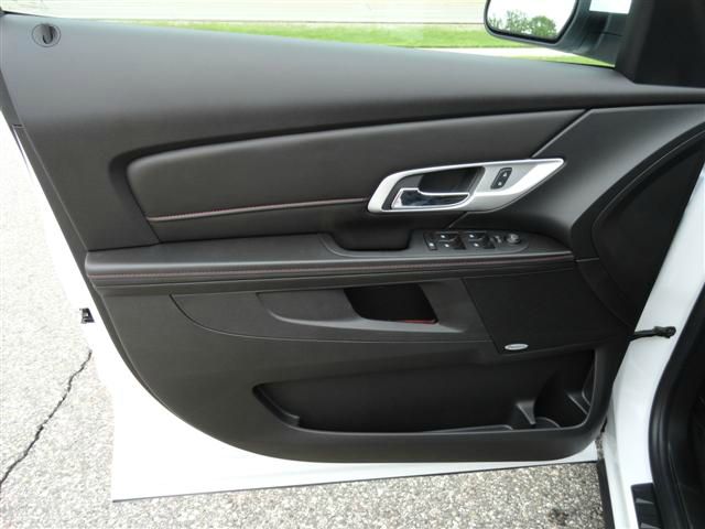 GMC Terrain 2013 photo 13