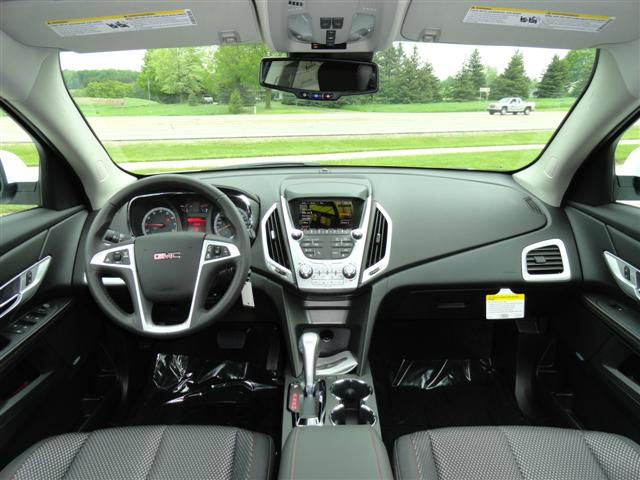 GMC Terrain 2013 photo 23