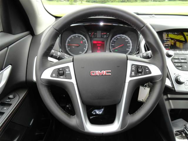 GMC Terrain 2013 photo 24