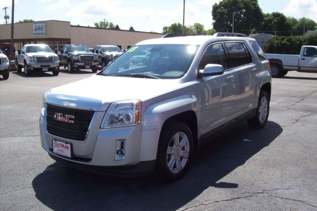 GMC Terrain 2013 photo 1