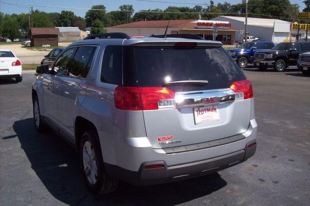GMC Terrain 2013 photo 3