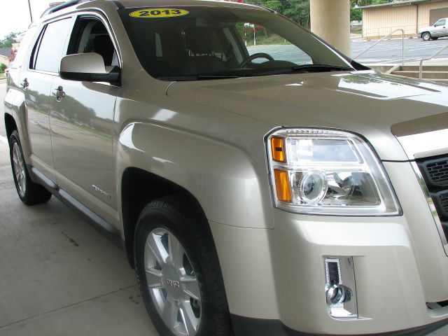 GMC Terrain 2013 photo 1