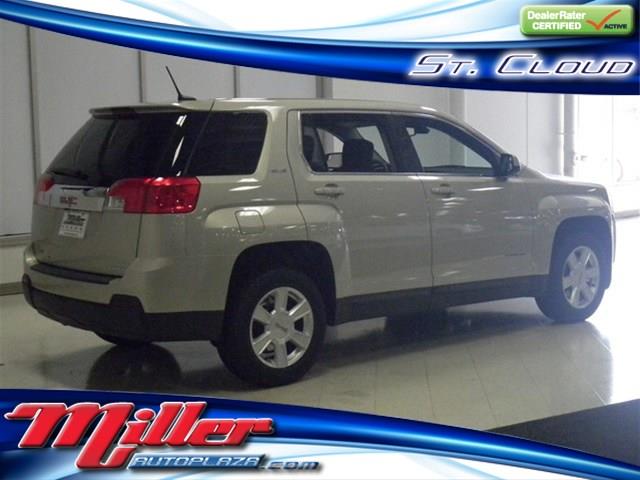 GMC Terrain 2013 photo 2