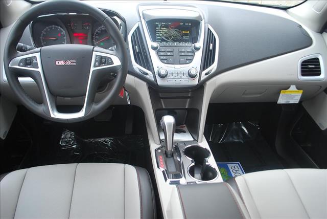 GMC Terrain 2013 photo 25