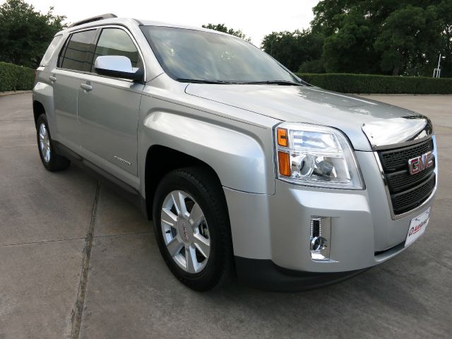 GMC Terrain 2013 photo 2