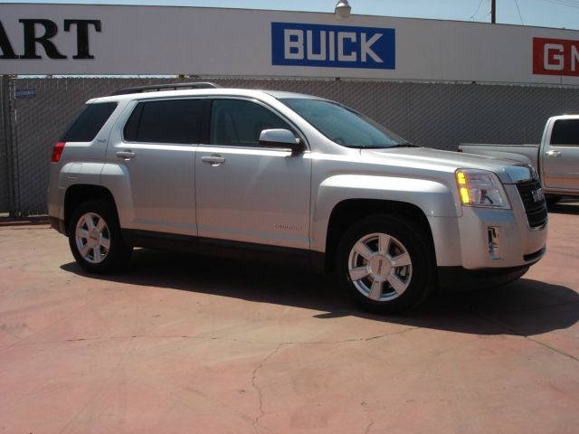 GMC Terrain Nav-tv/dvd-quads-third-sunroof-leather-4wd-6 CD TH SUV