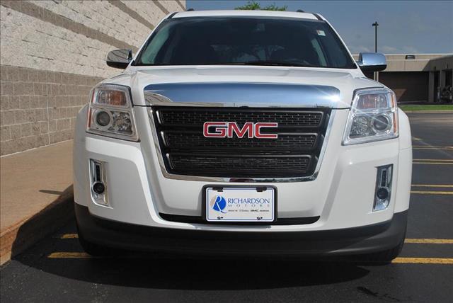 GMC Terrain 2013 photo 2
