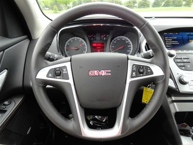 GMC Terrain 2013 photo 23
