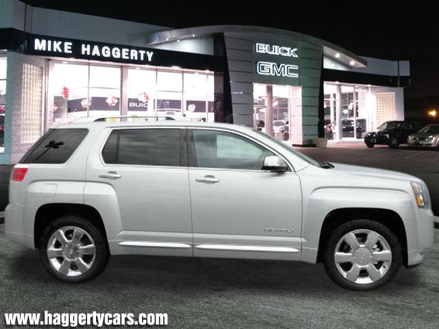 GMC Terrain 2013 photo 3